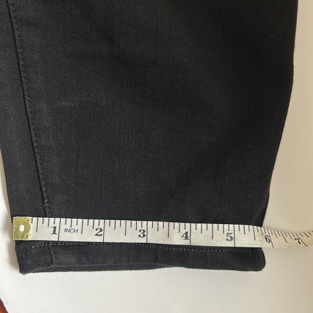 Torrid NWT Bombshell Skinny Lycra First at Fit Black Distressed Women's 26T - Picture 15 of 15
